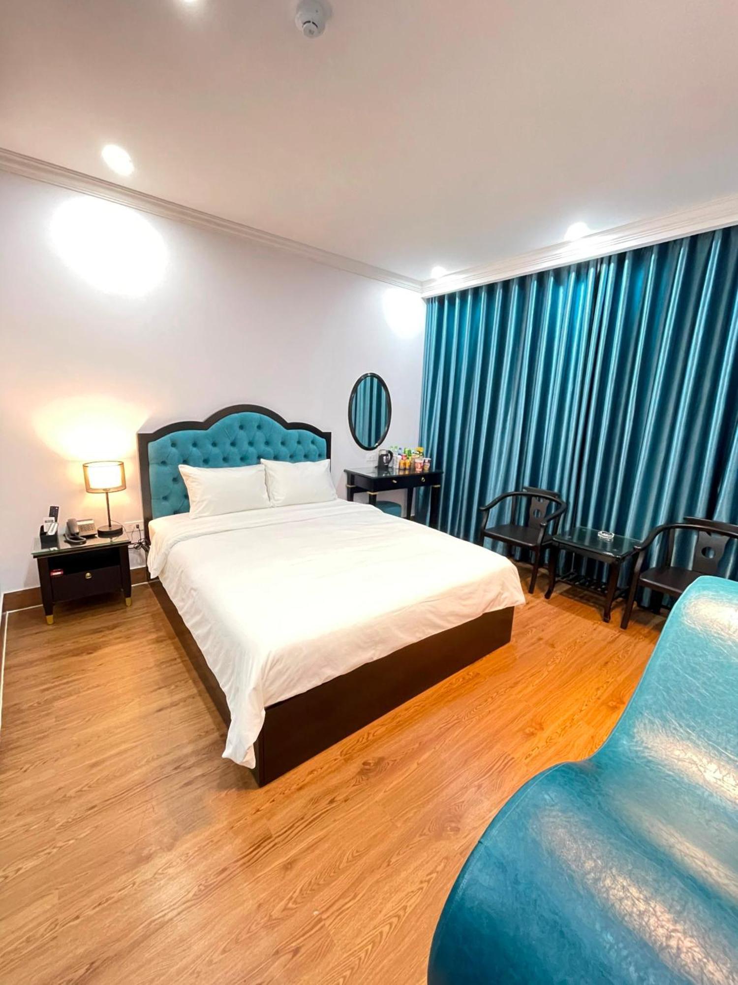 Nhat Tan Hotel Hanoi Exterior foto