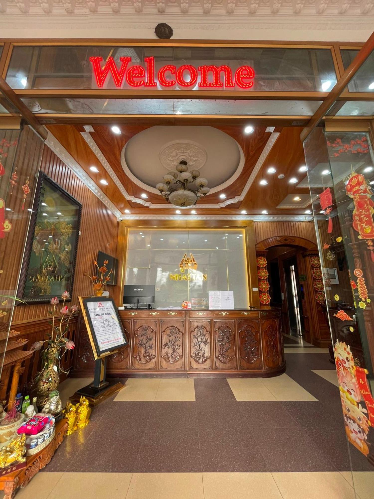 Nhat Tan Hotel Hanoi Exterior foto