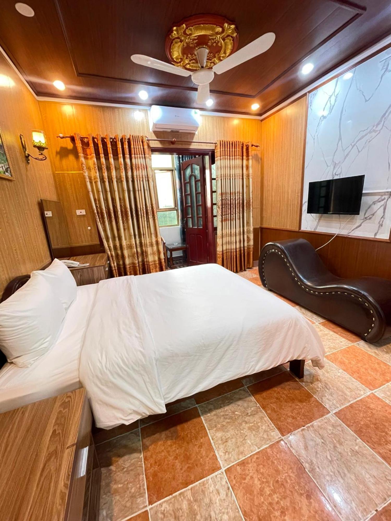 Nhat Tan Hotel Hanoi Exterior foto