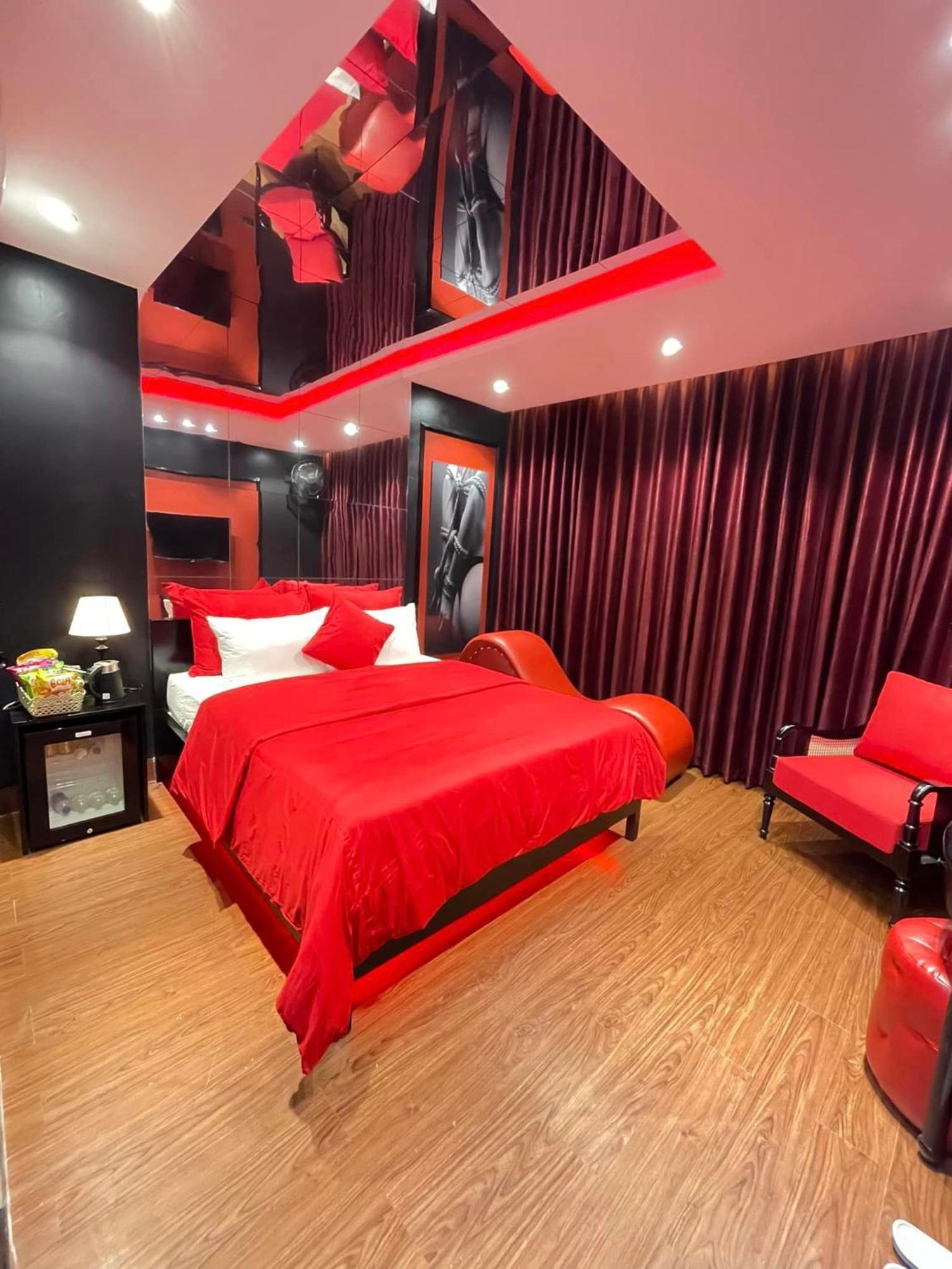 Nhat Tan Hotel Hanoi Exterior foto