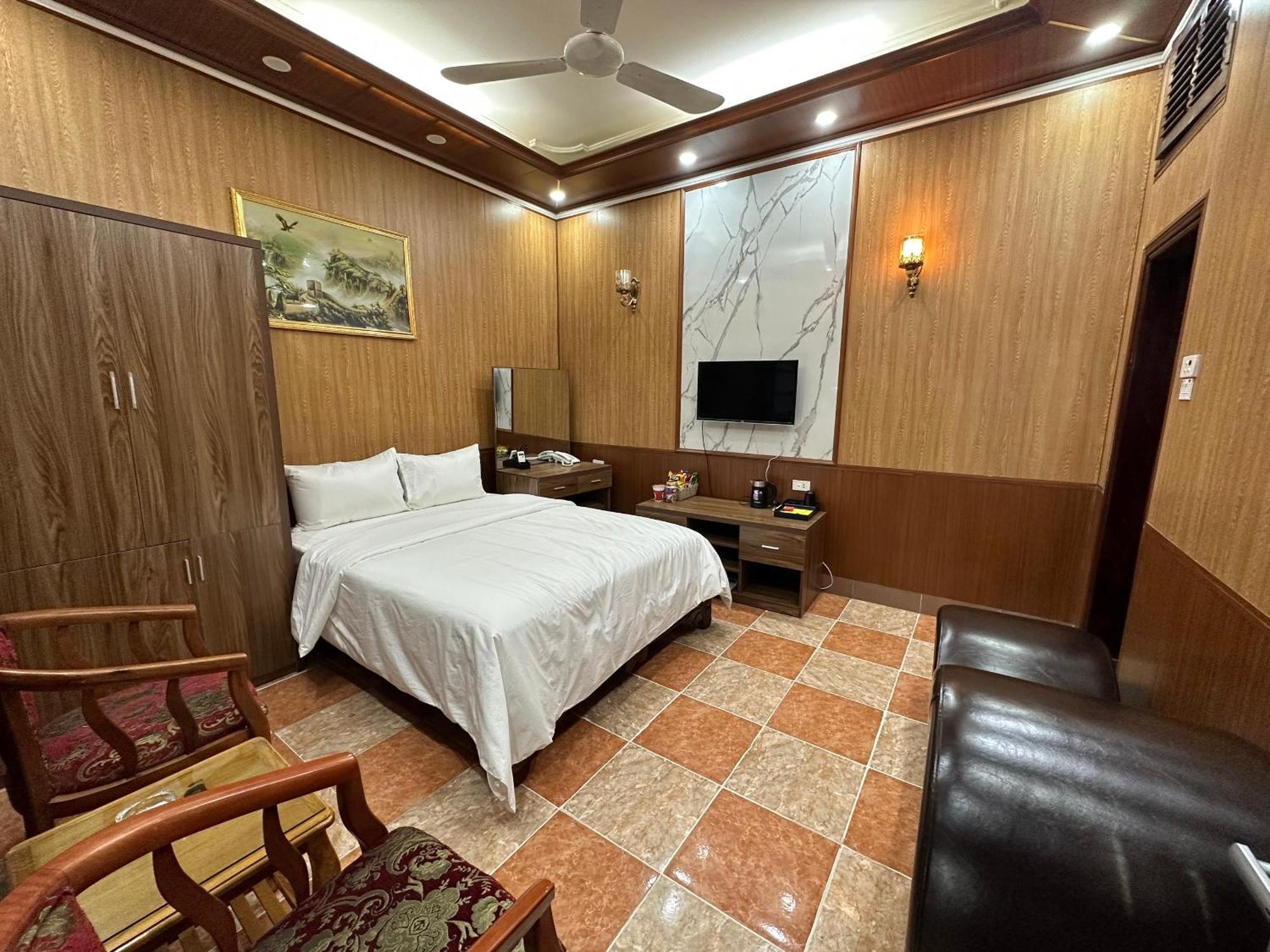 Nhat Tan Hotel Hanoi Exterior foto